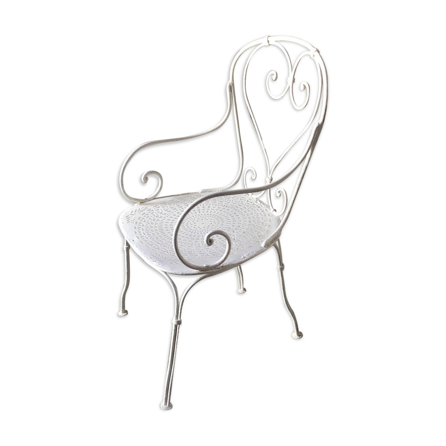 POP UP SEPT 2022 - White wrought iron armchair