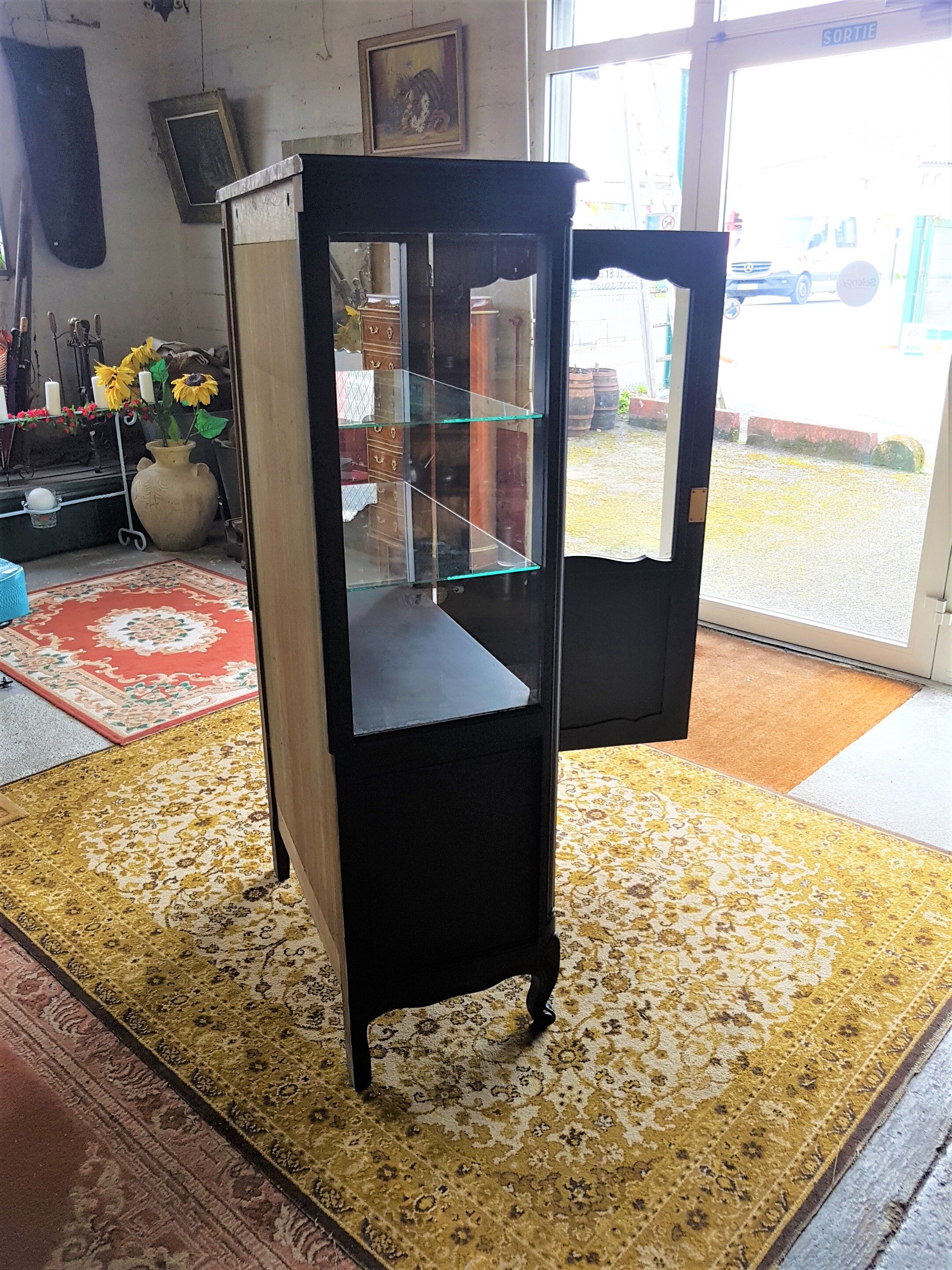 3-sided window wood cabinet