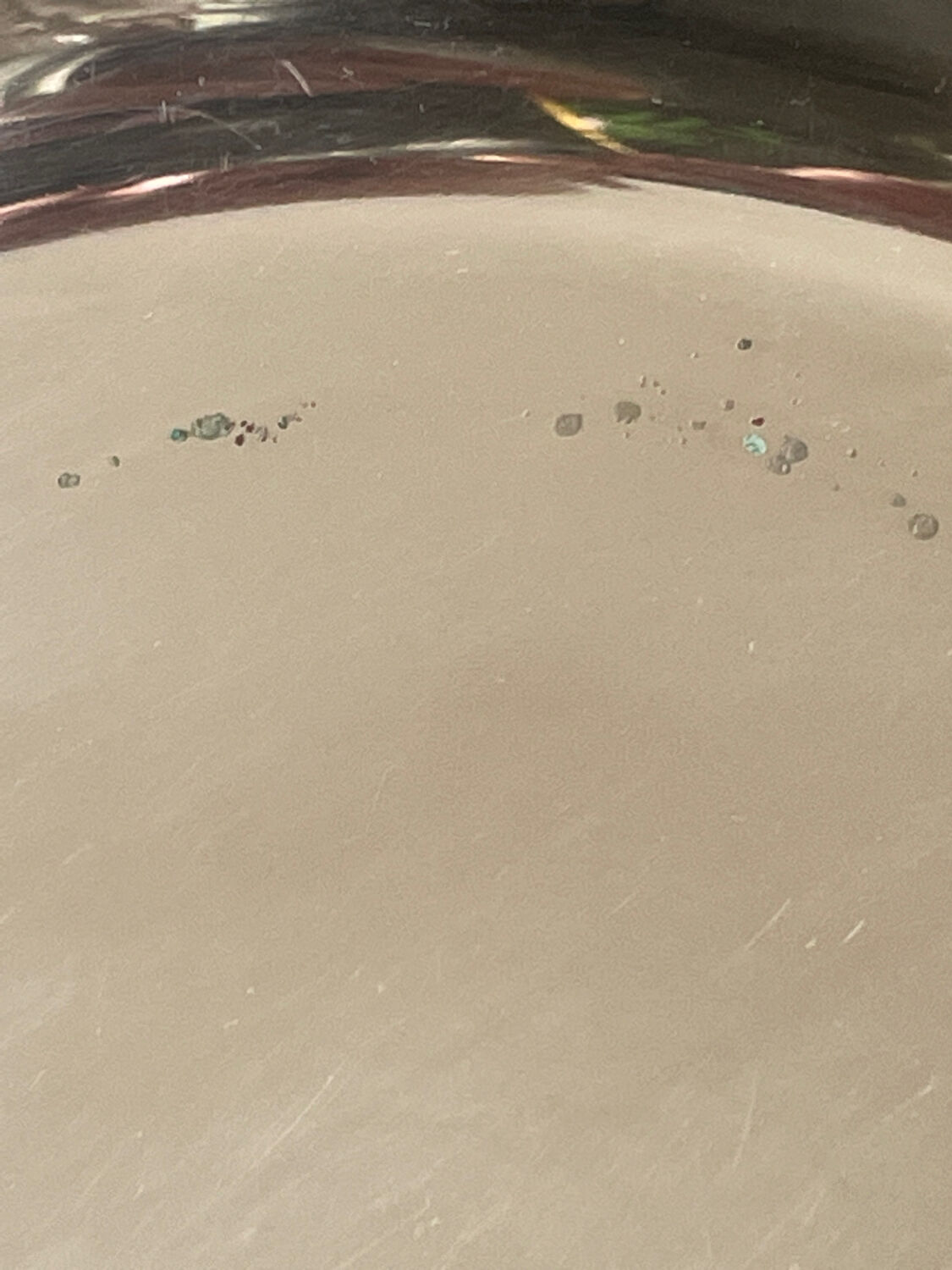 Flat Christofle round silver metal