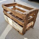 Wooden bottle box