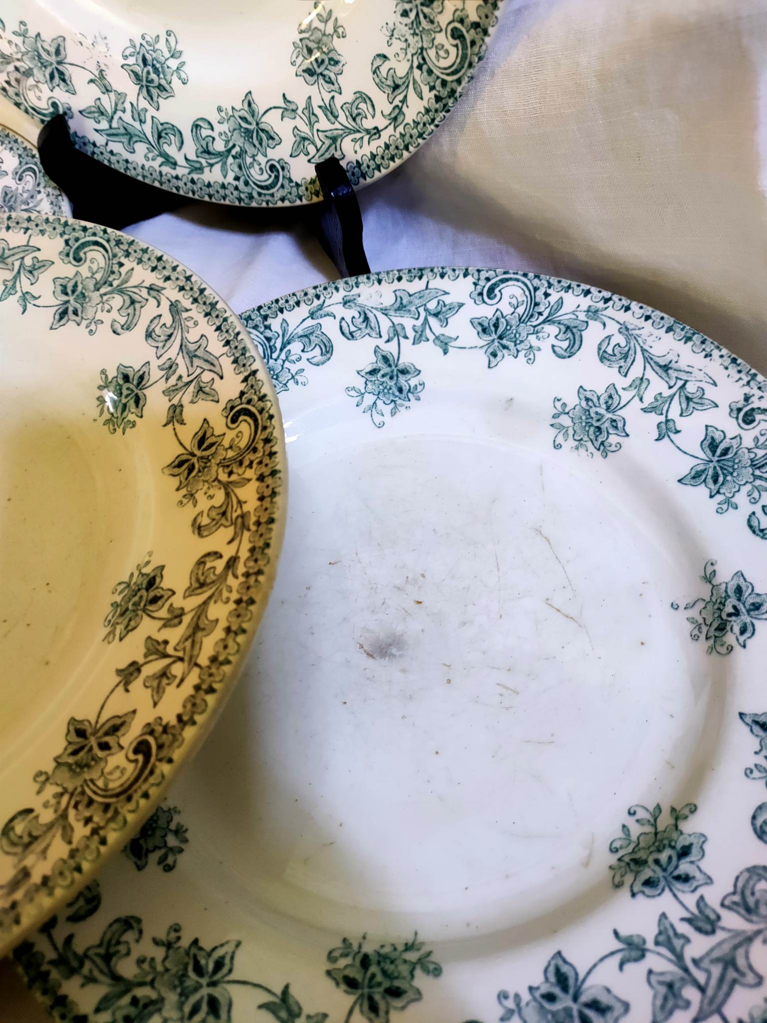 5 flat plates green iron earth earthenware from st amand