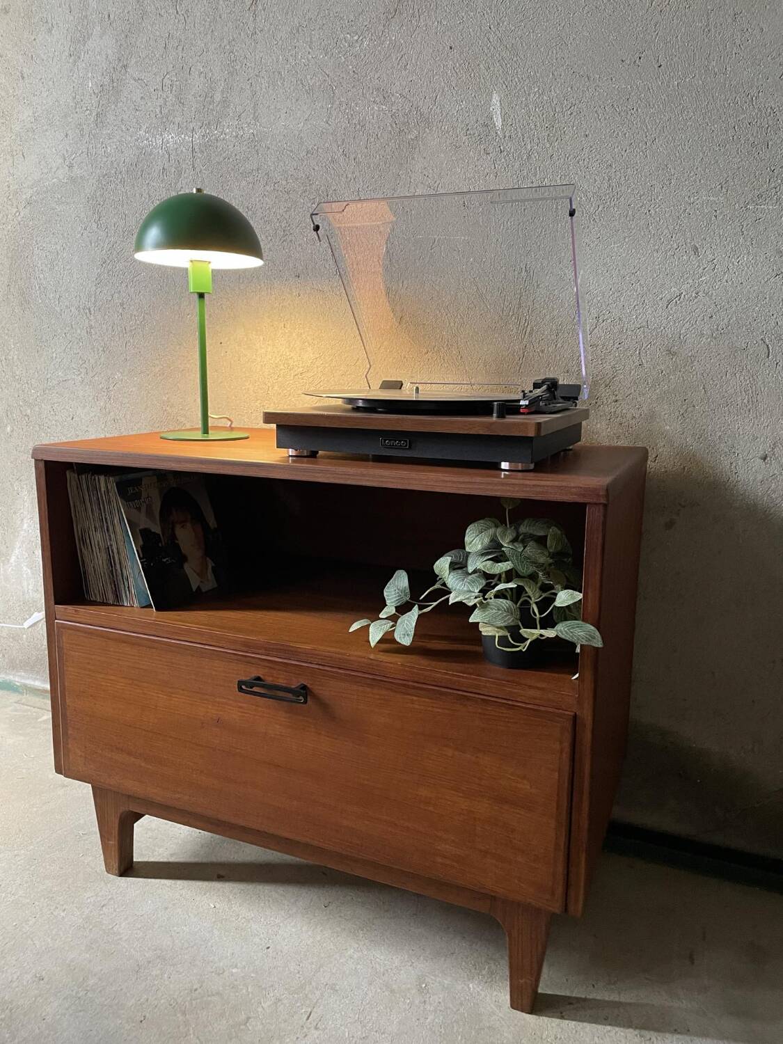 Vintage Teak TV or vinyl turntable unit