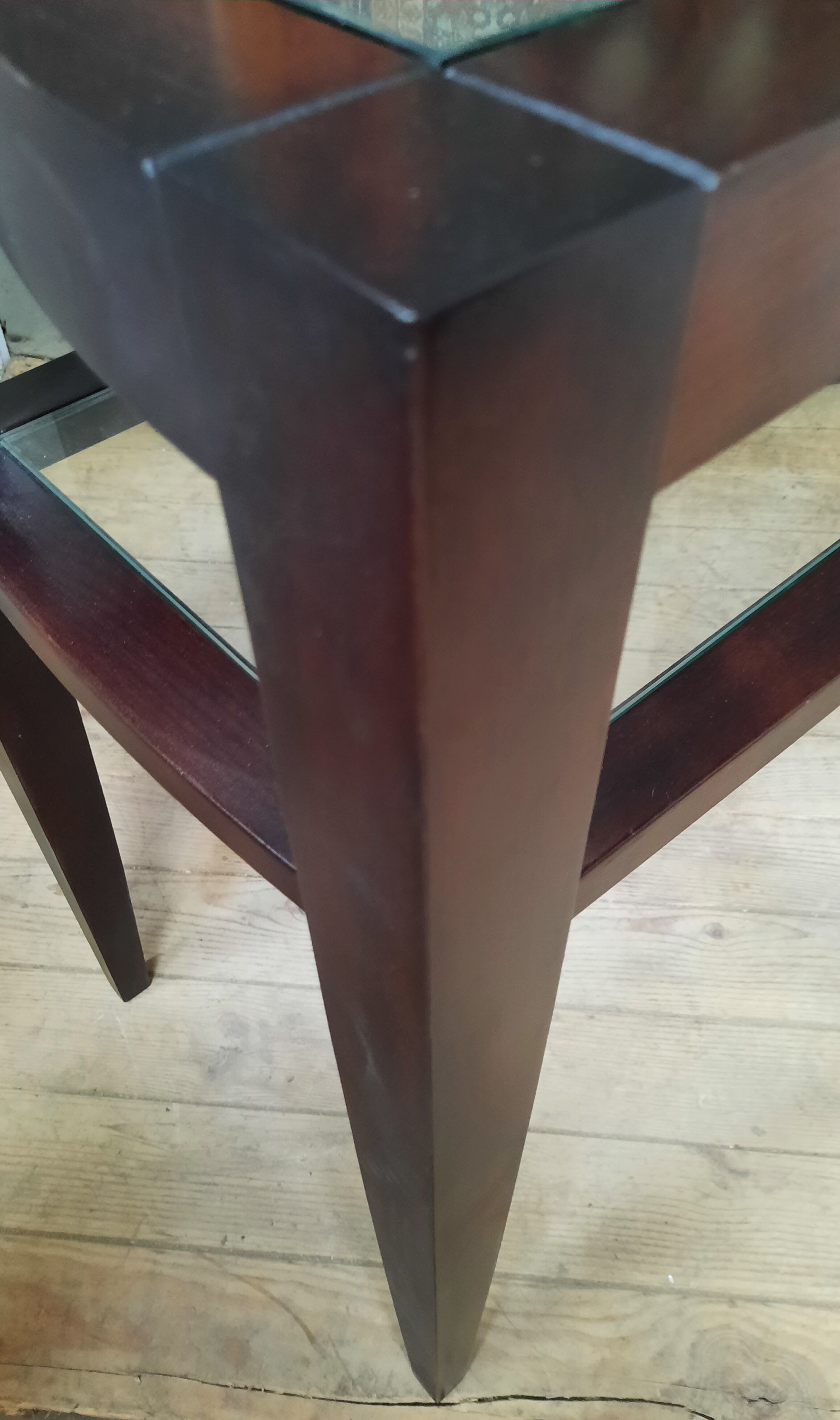 Contemporary console in varnished wood