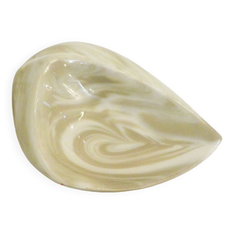 Marbled ceramic soap dish