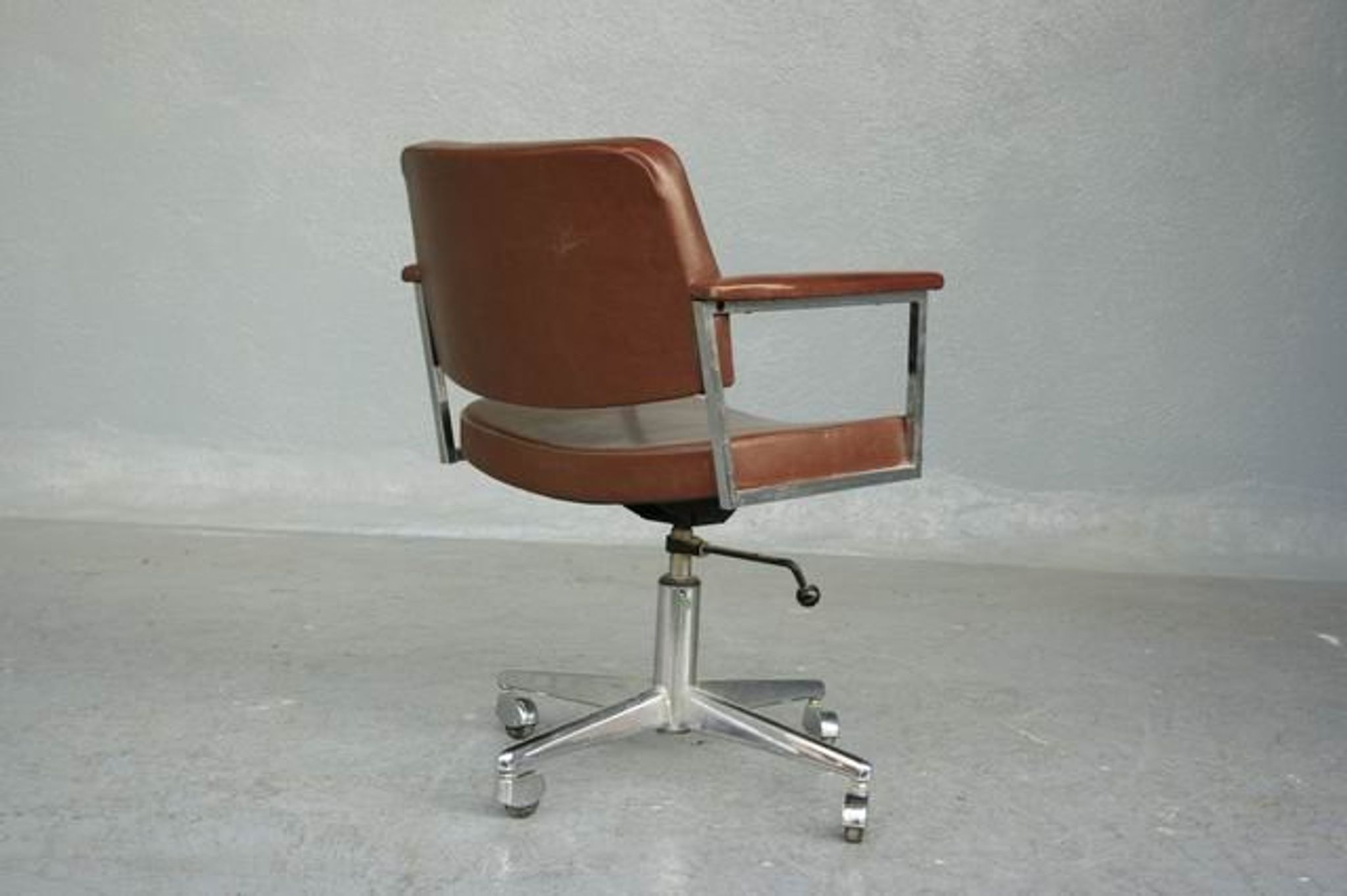 1960 good condition leather Executive Chair