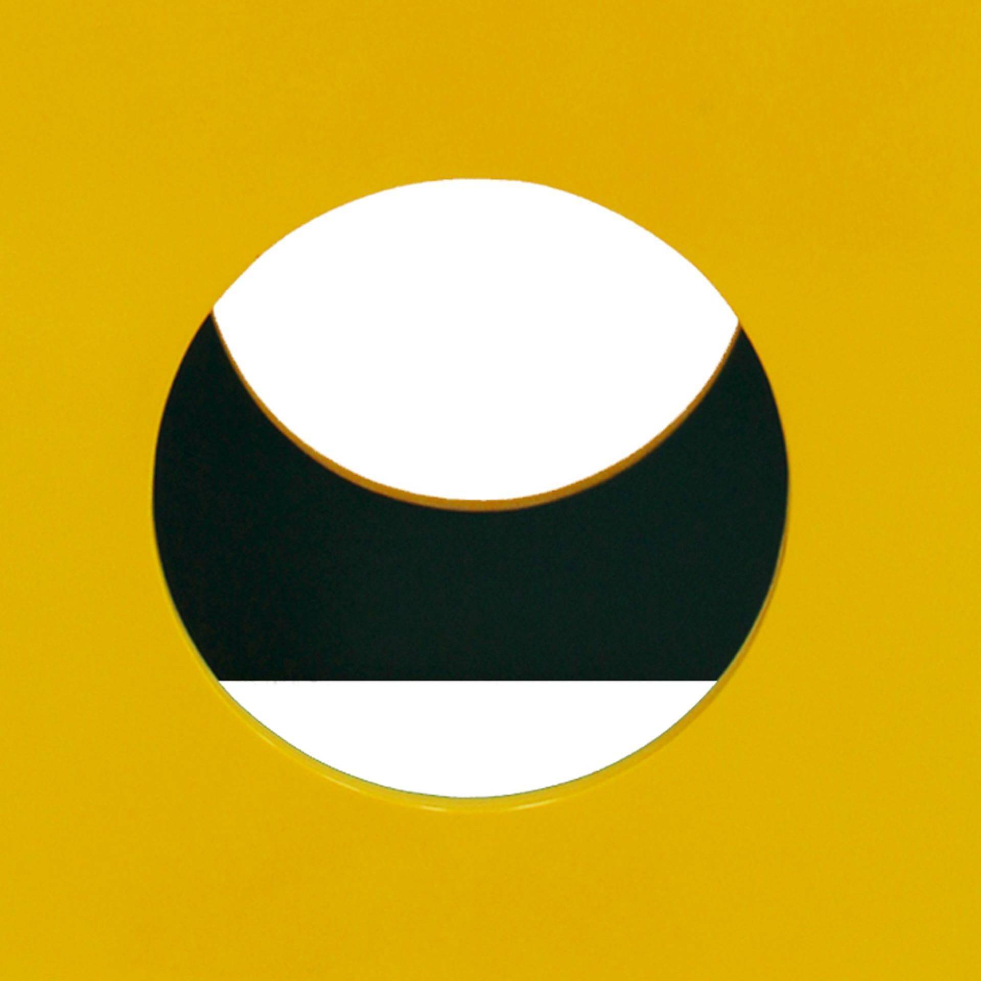 Eighties Yellow and Blue Lacquered Wood Italian 1980s Pair of Sculpture Chairs