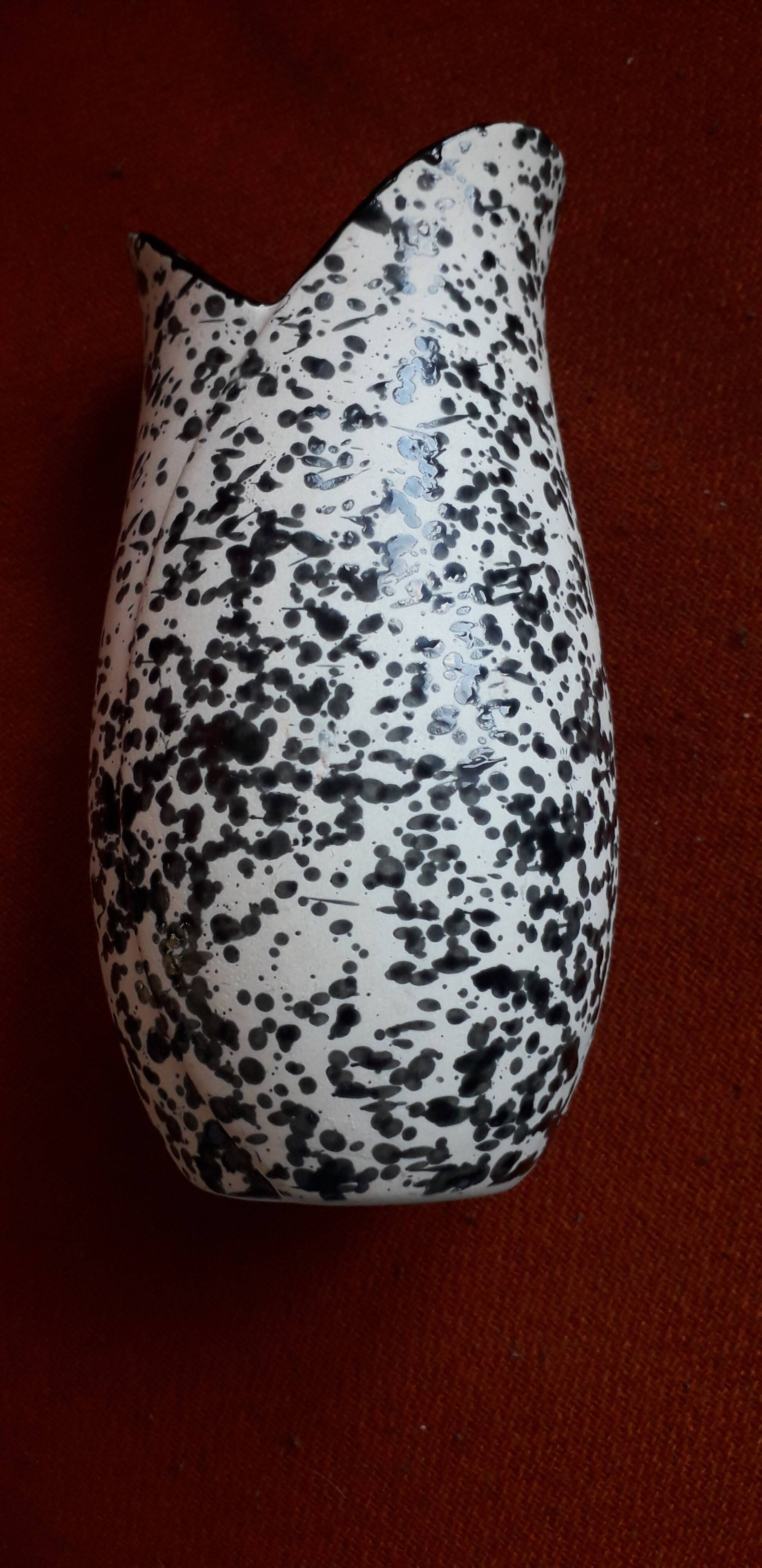 Very original vintage vase