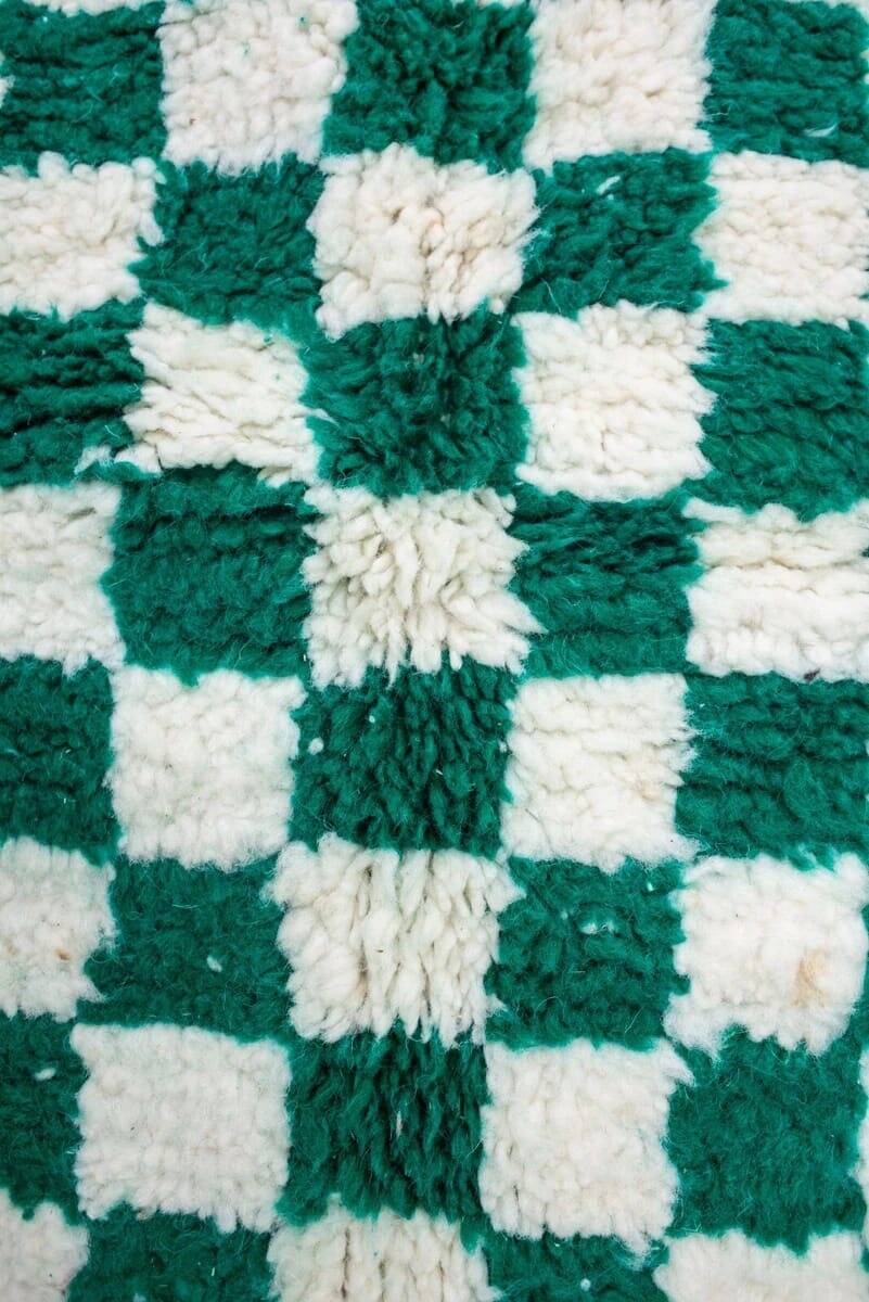 Green square Berber rug size 150 x 250 cm
