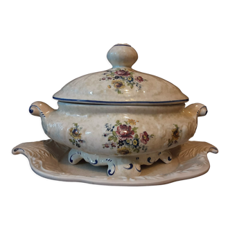 Old tureen and its tray