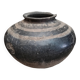 Pot ancien en terre cuite noir