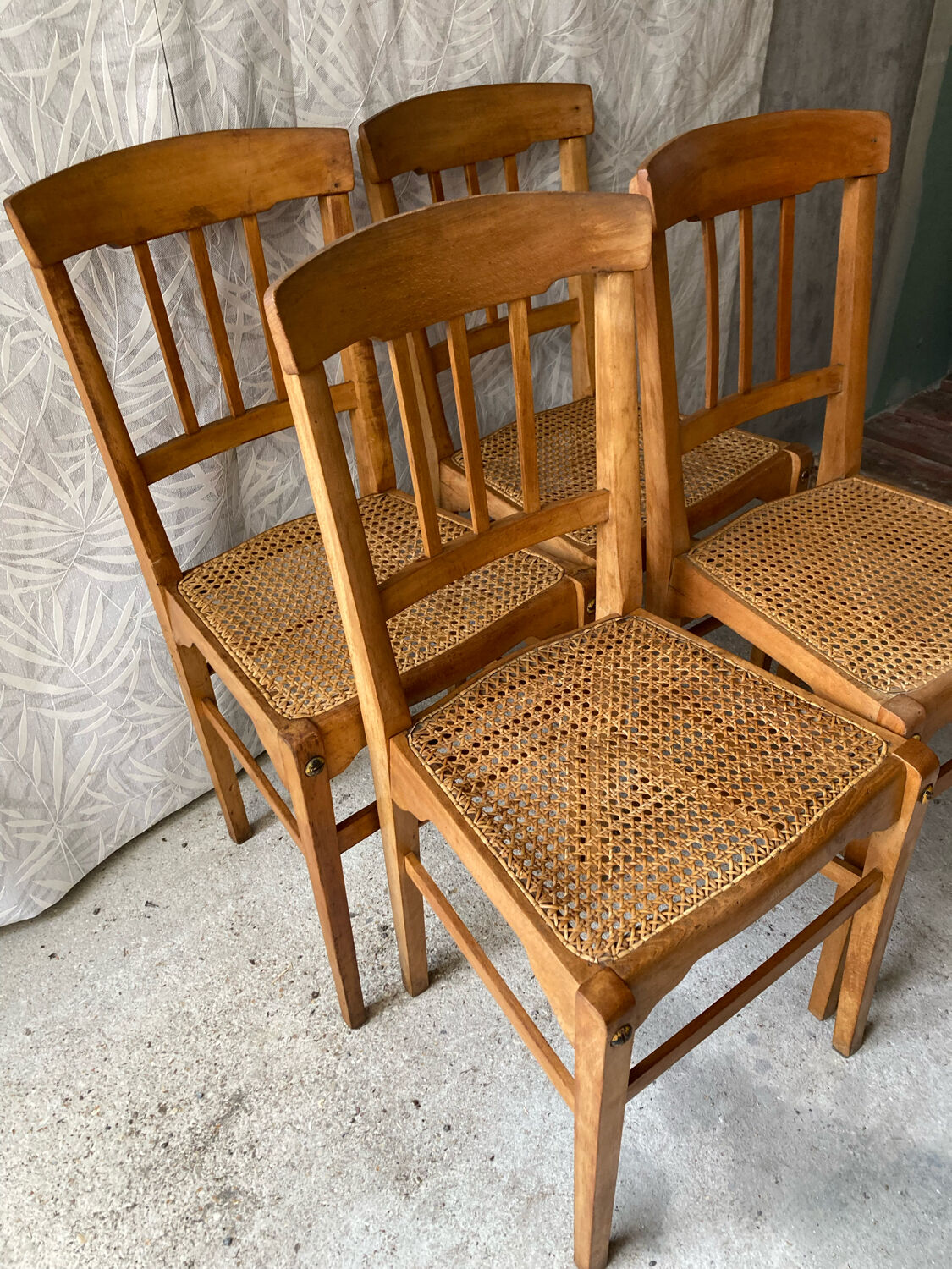 Canned chairs bistrot Stella