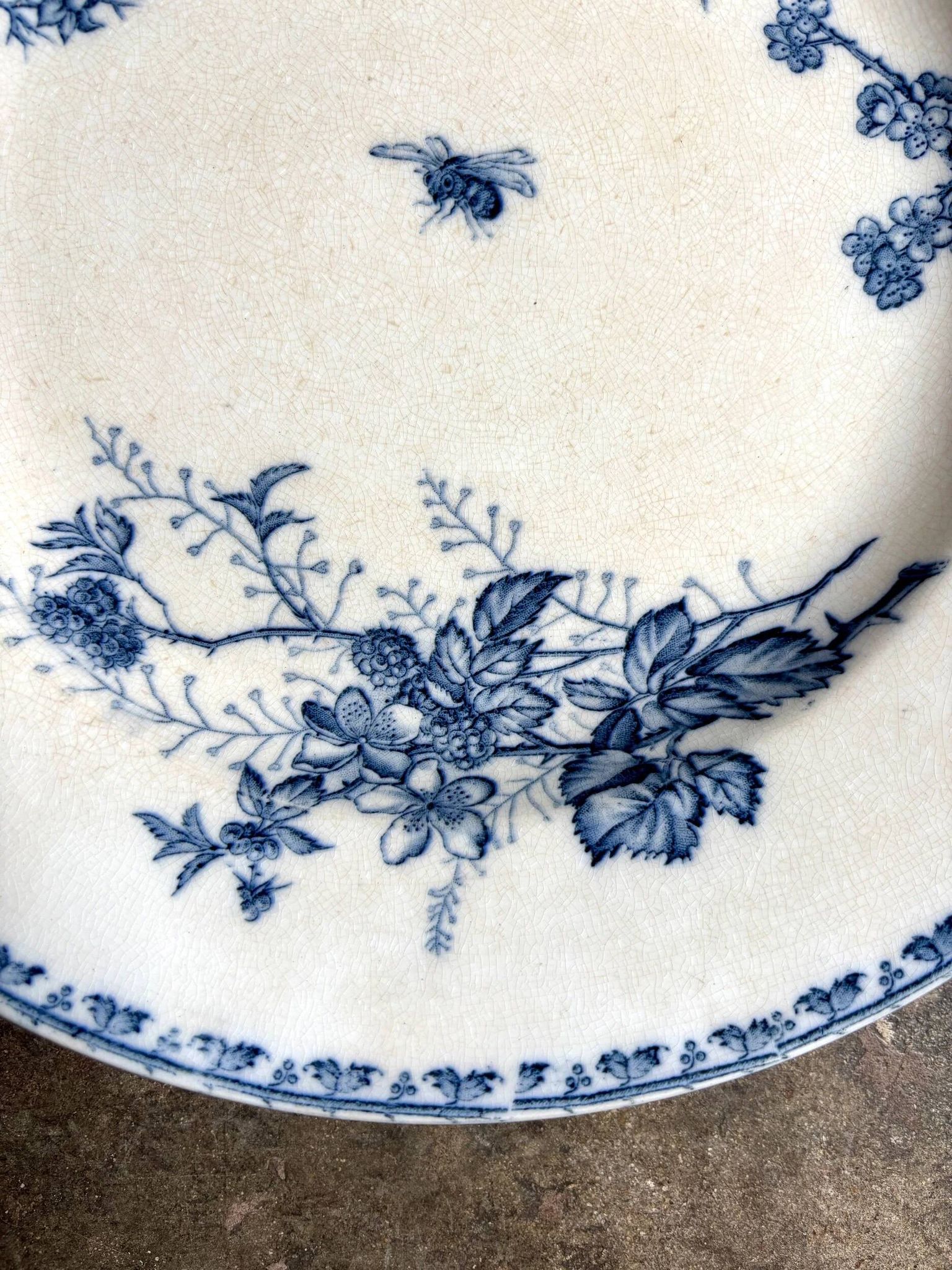 Sarreguemines round dish in blue ironstone, "Carmen" service