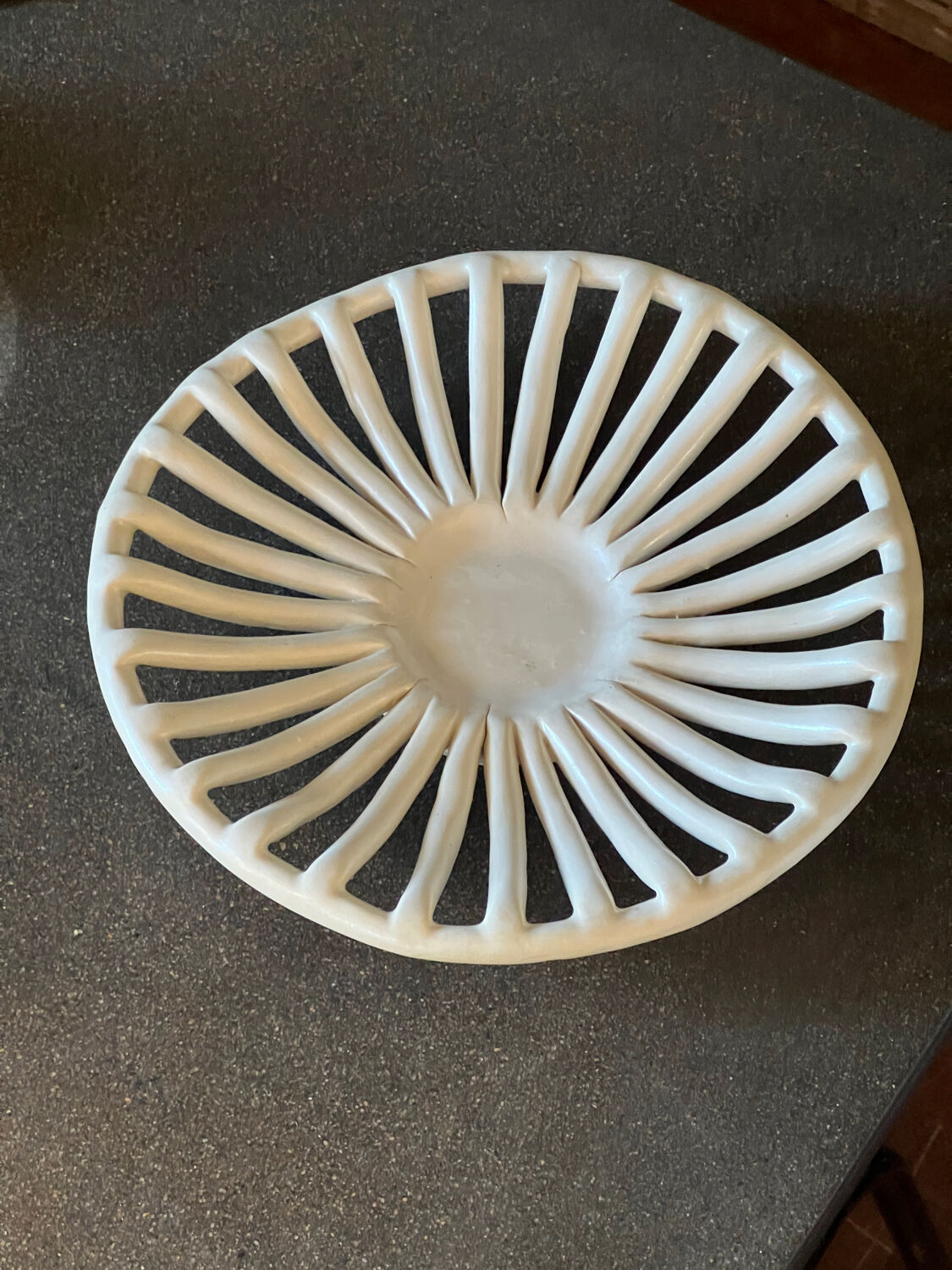Ceramic plate