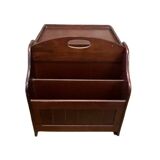 Porte-revue modulable en bois teinté – Table d’appoint astucieuse