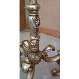 Golden bronze lamppost