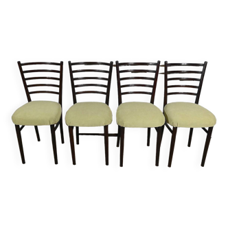 Suite de 4 Chaises Scandinaves en Bois teinté – 1960