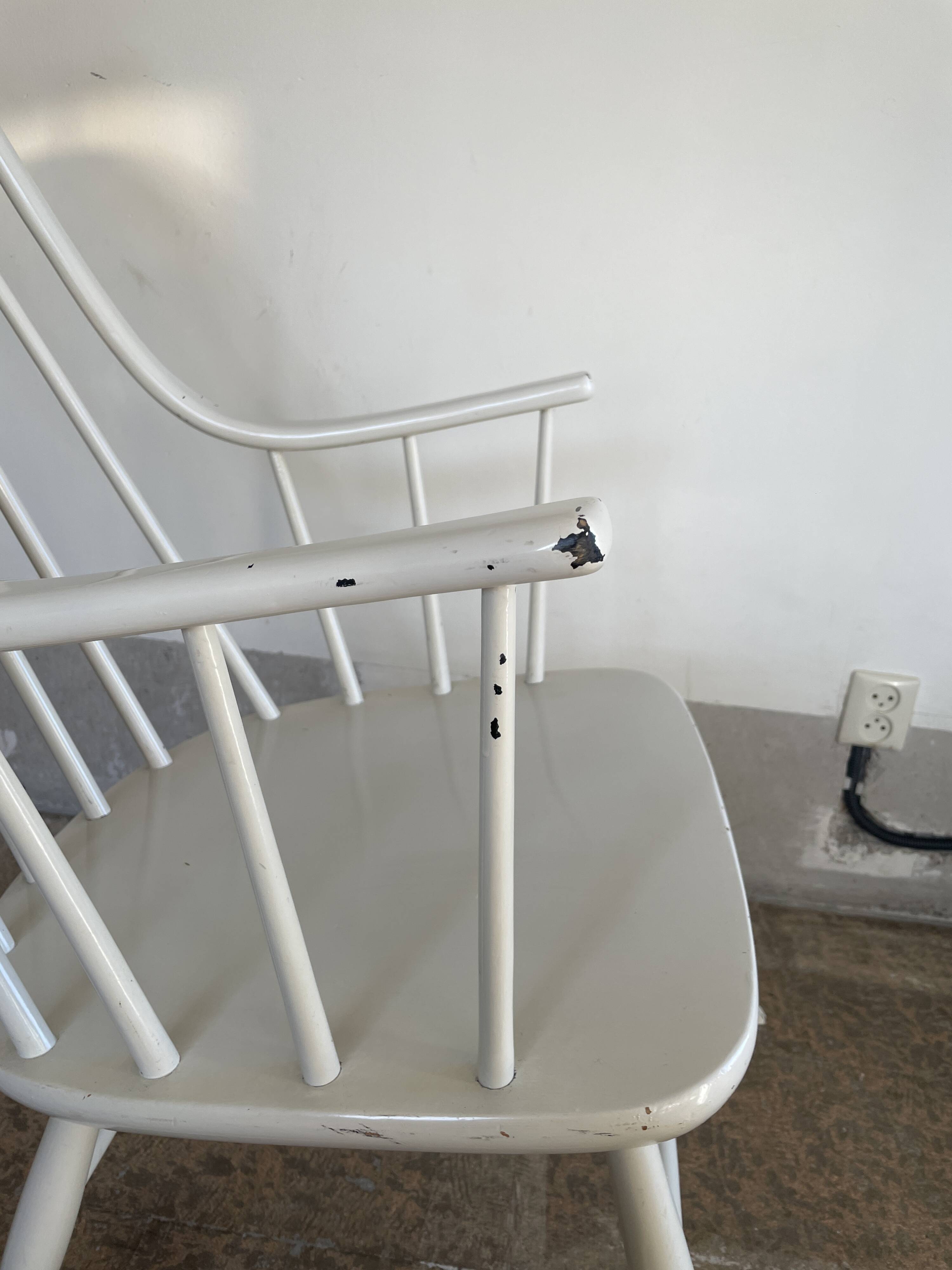 White Grandessa rocking chair by Lena Larson for Nesto