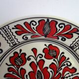 Small ceramic wall plate signed Korond, Hungary