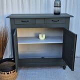 Low sideboard with 2 doors and 2 drawers