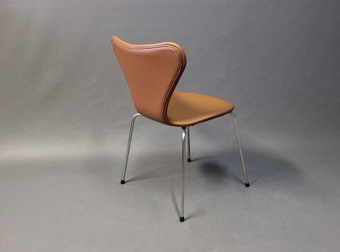 Ensemble de 6 chaises 3107 Arne Jacobsen
