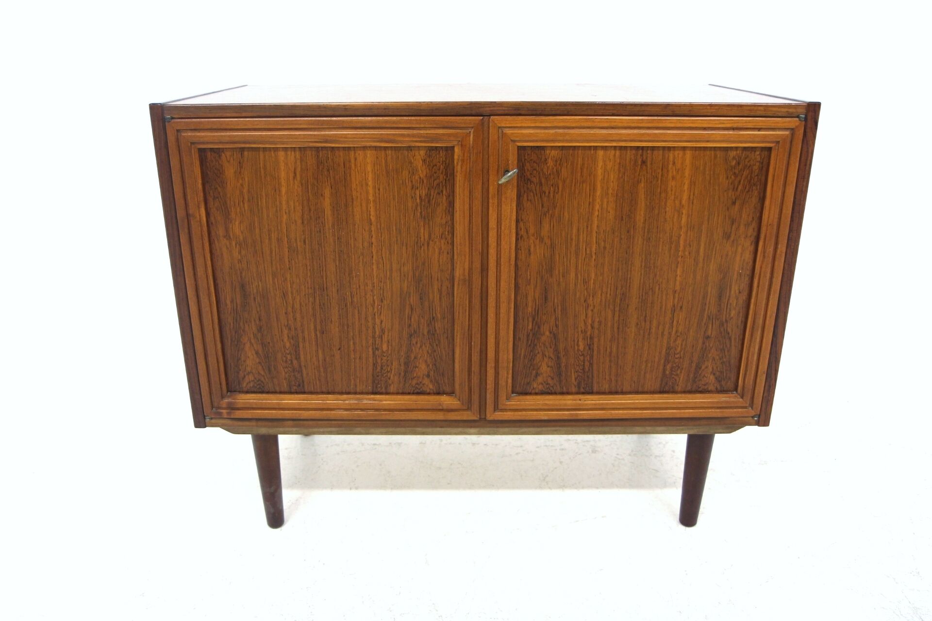 Scandinavian rosewood chest of drawers, Sweden, 1960