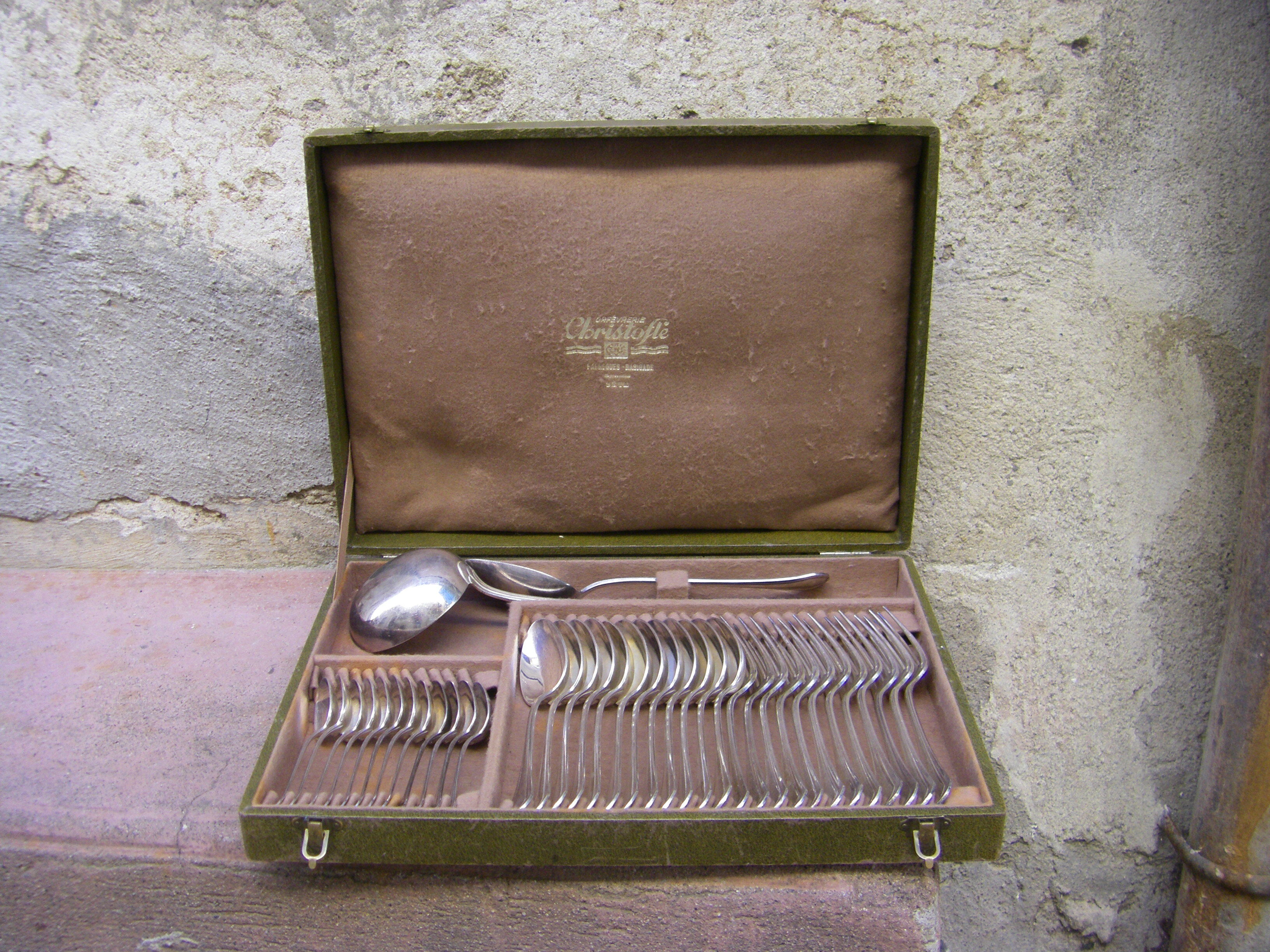 Complete Christofle Housewife