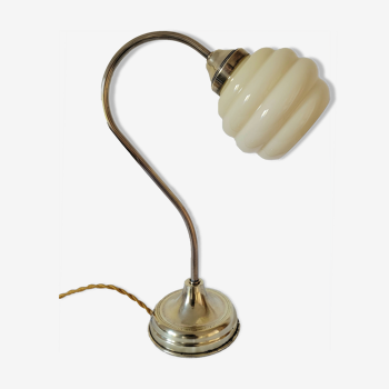 Lampe de bureau en laiton et opaline