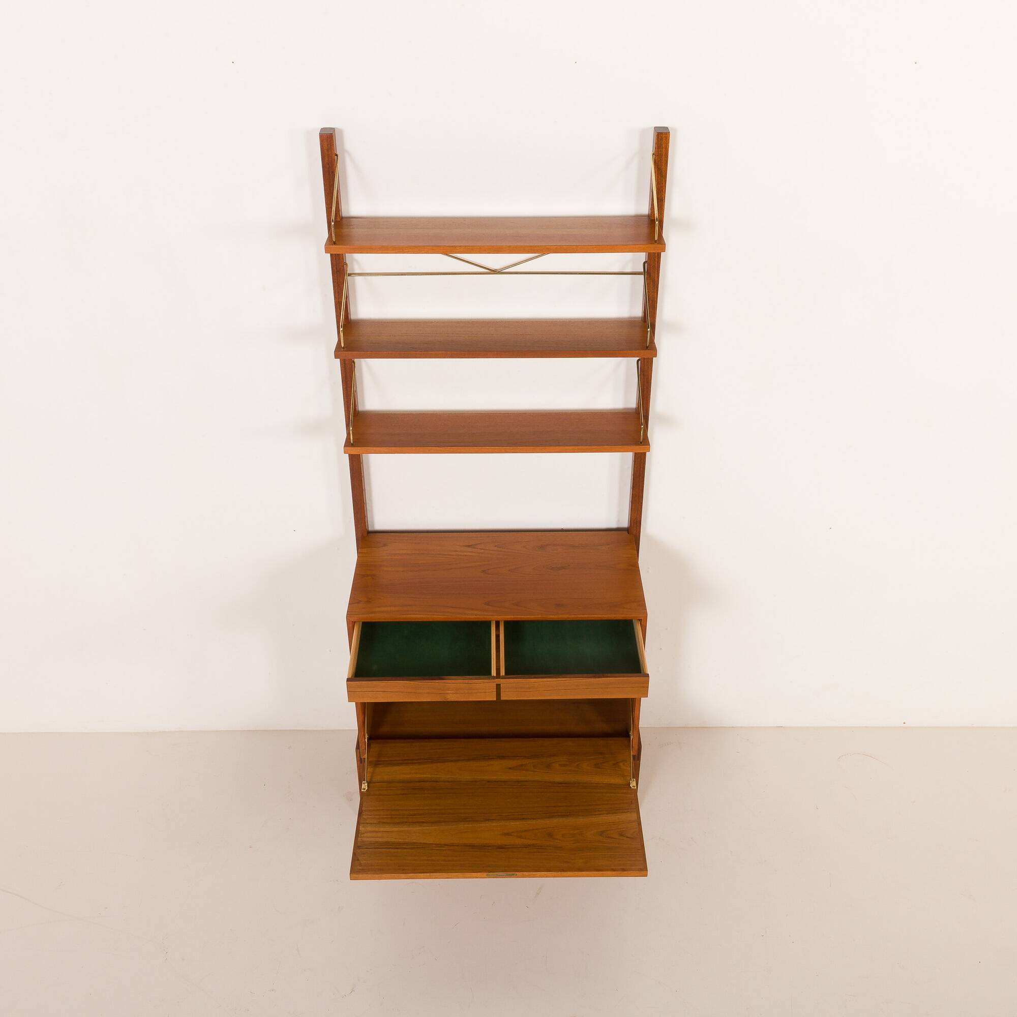 Poul Cadovius free standing wall unit for Cado, 1960s