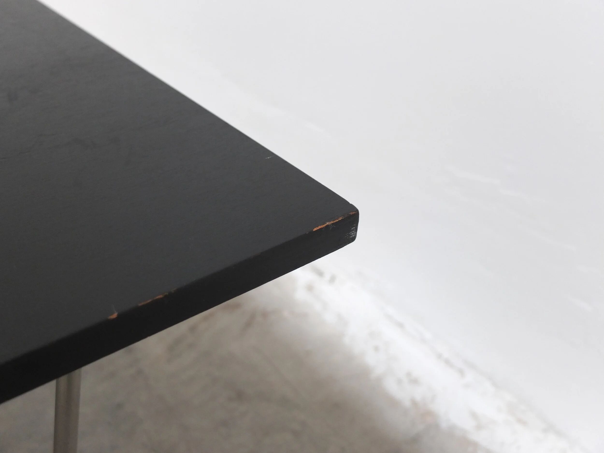 Rare 'Bachelor' coffee table by Verner Panton for Fritz Hansen, 1950s