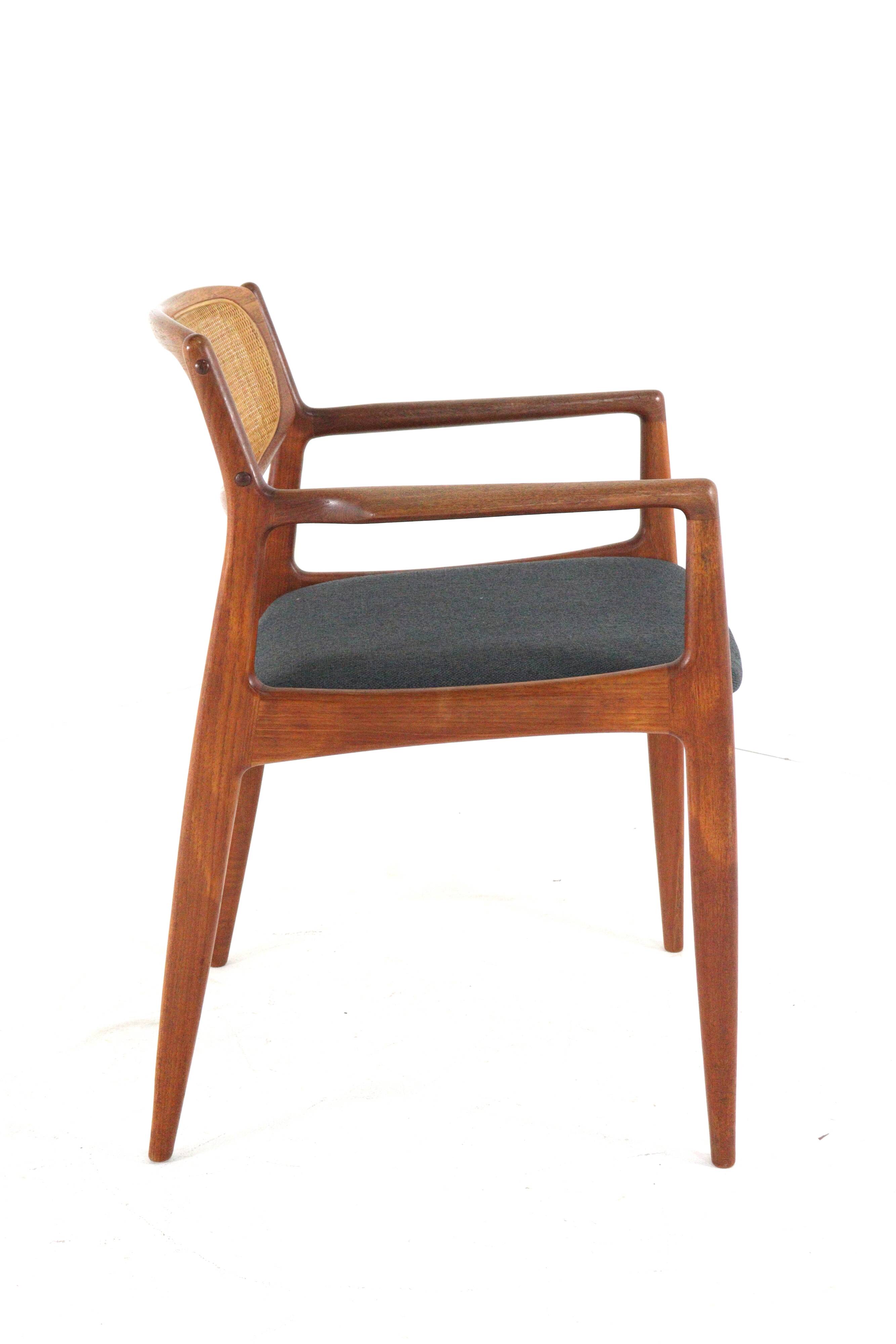 IB Kofod Larsen for Christian Linneberg's chair danish design