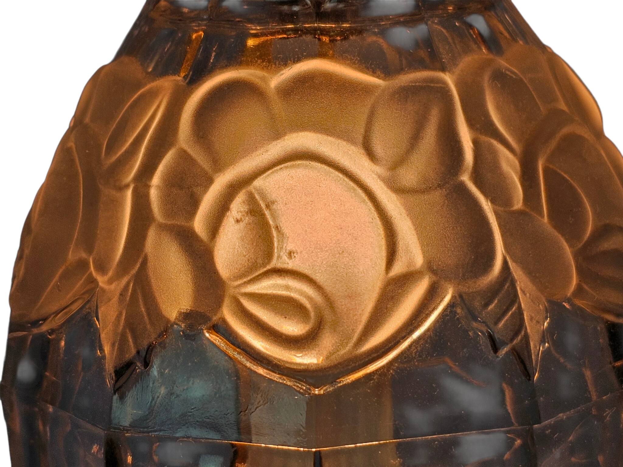 Lampe de table,  cristal - verre taillé - motif floral - années 90