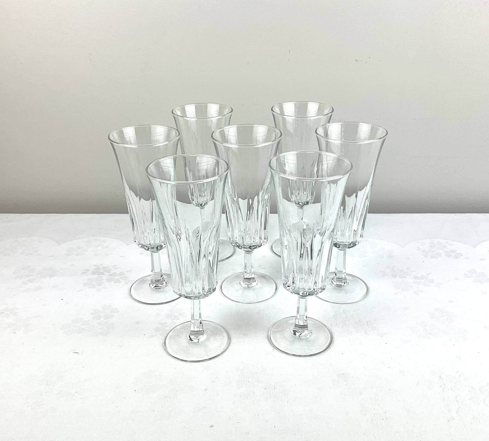 Champagne glasses/cuts/flutes made in France