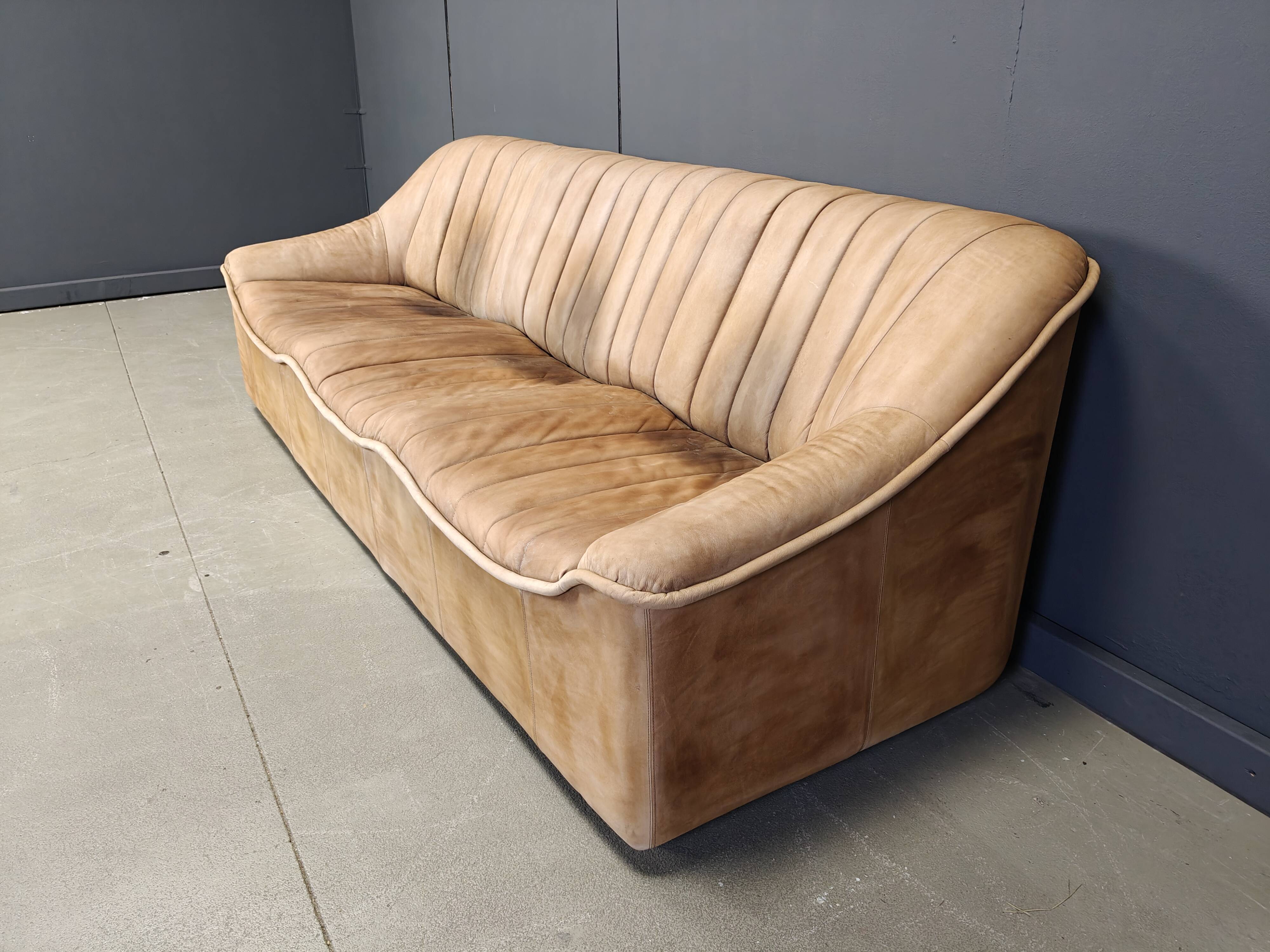 Ensemble de canapés en cuir du milieu du siècle, années 1960