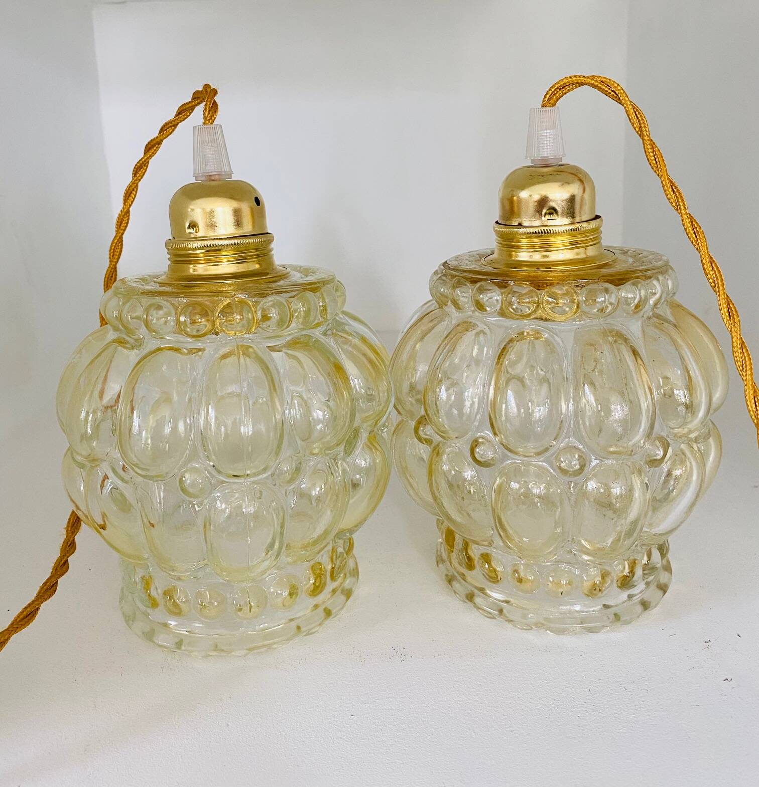 Lot de 2 suspensions baladeuse vintage.