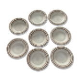 8 assiettes creuses en terre cuite vernissée.