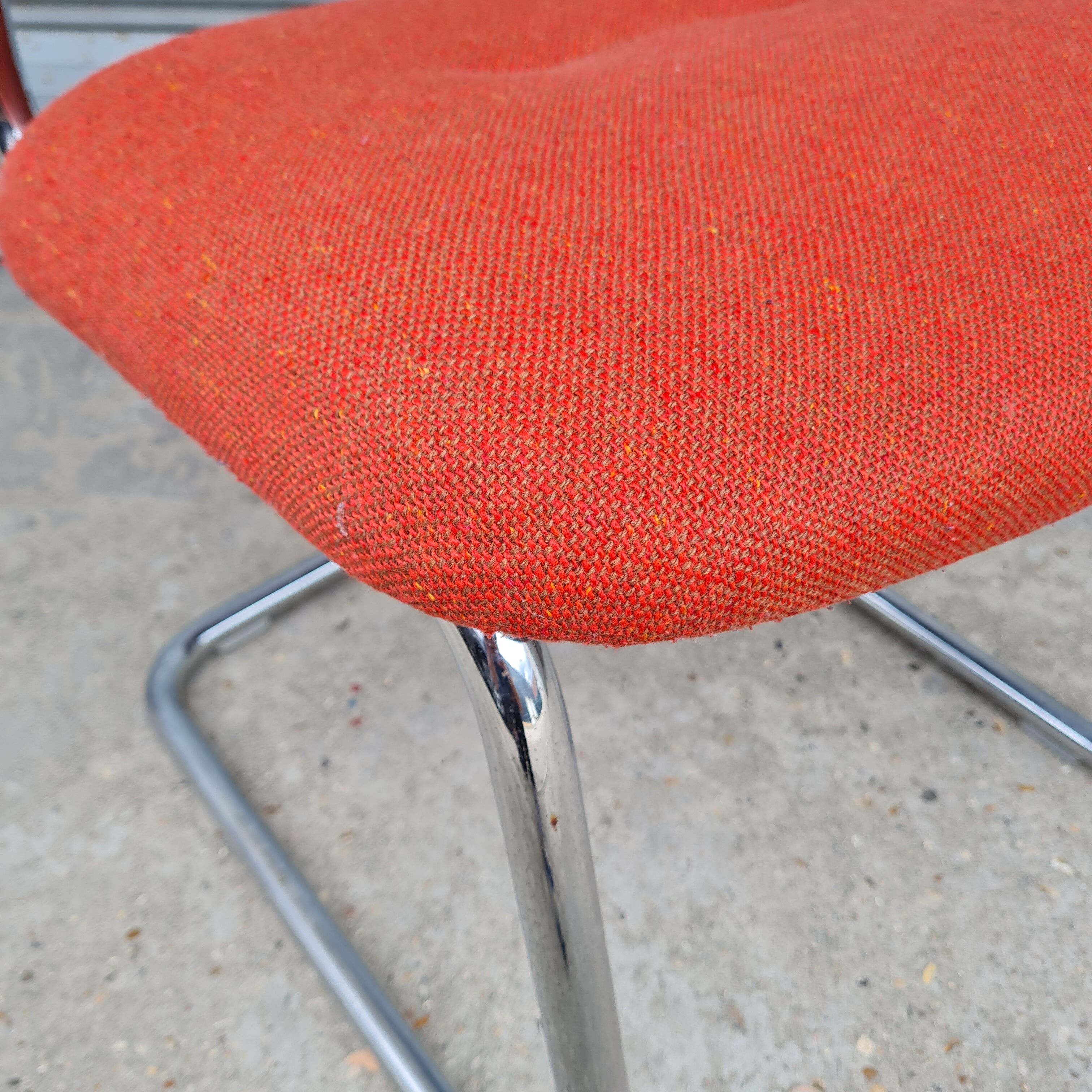 Strafor 1970 heater chair