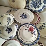 Set of 12 ironstone plates – Deep blue & red