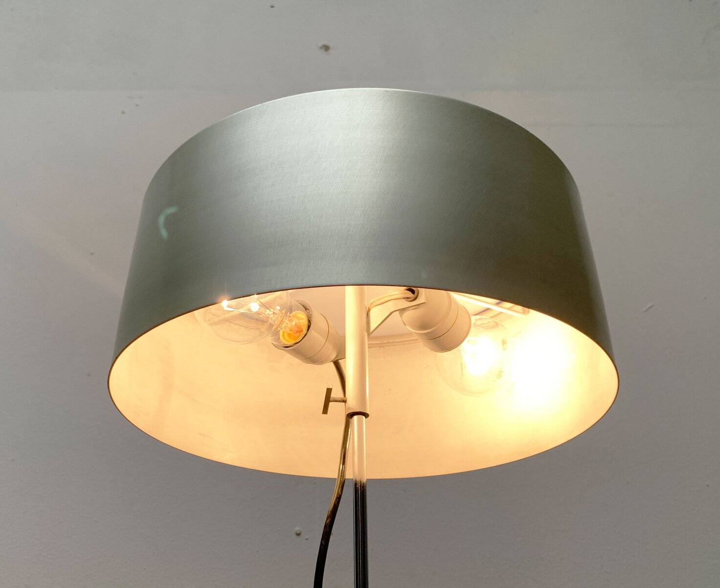 Mid-Century Minimalist Table Lamp, 1960s