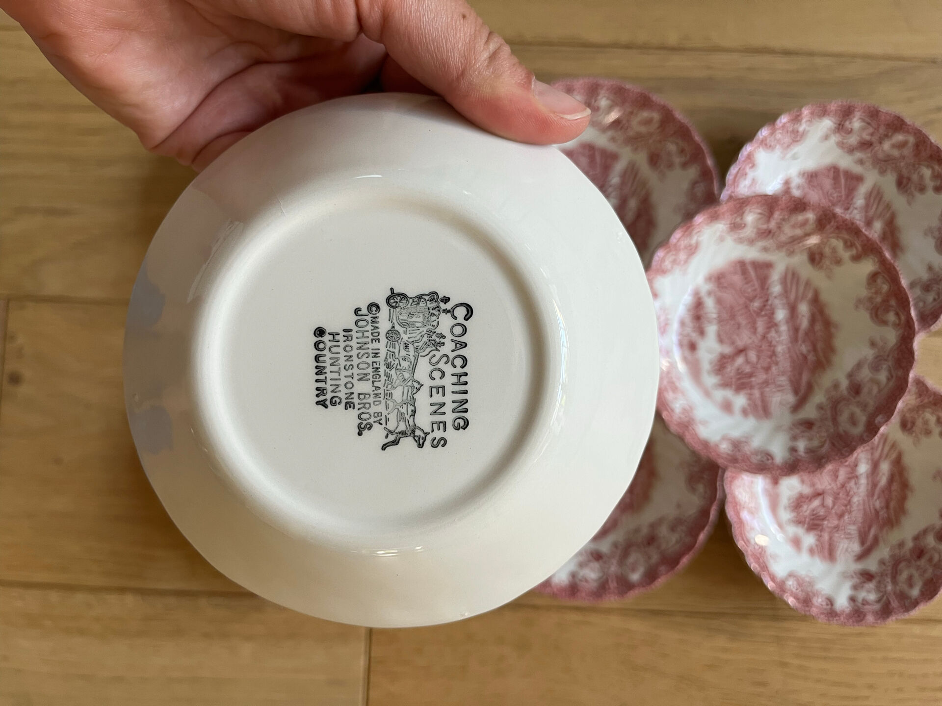 8 Johnson Brothers bowls