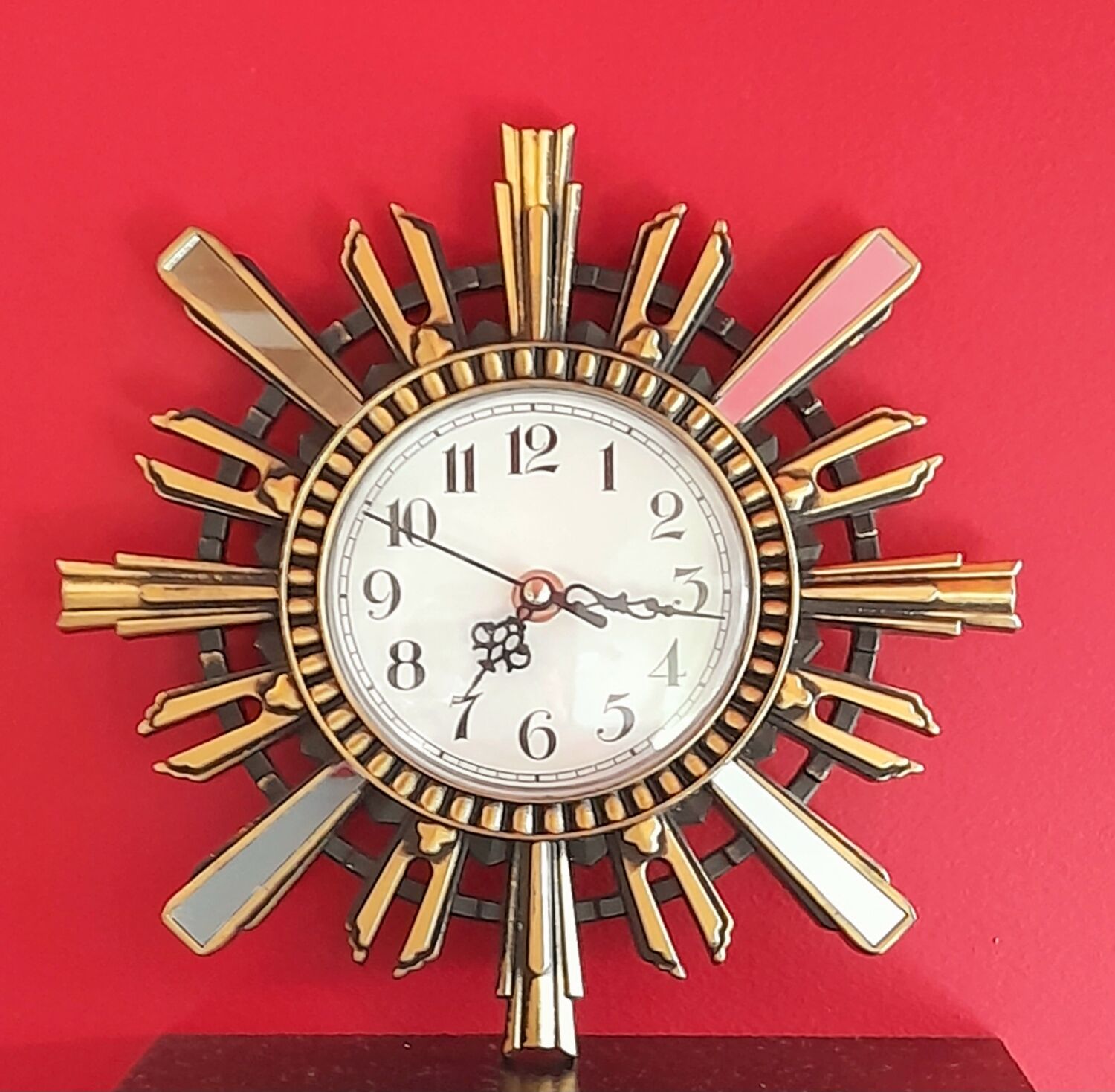 Sun clock 70s