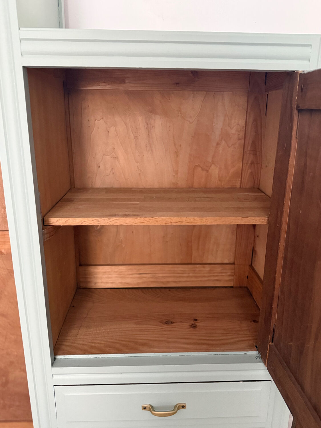 Art Deco wardrobe / closet from the 1930s/1940s.