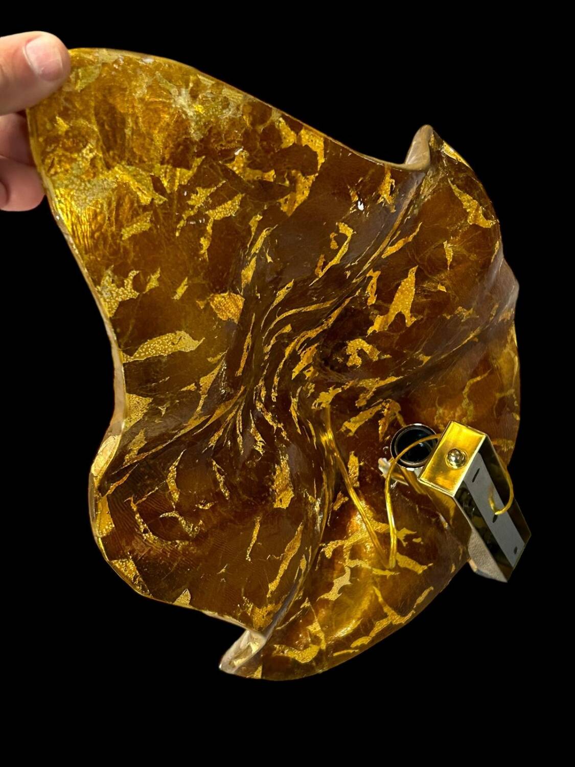 Large Pair of Murano Gilded Glass Leaf Wall Lights - Italy Circa 1980 H 67 cm