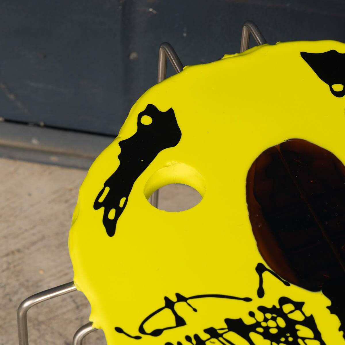 Paire de tables 'design poisson' de la série triple play, gaetano pesce