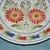 Quimper HB plate decorated with flowers
