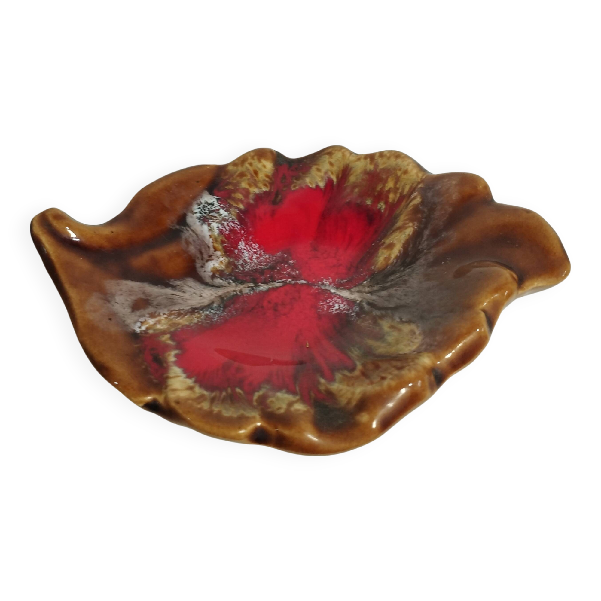 Vintage: porcelain dish or empty pocket - Pougues les Eaux
