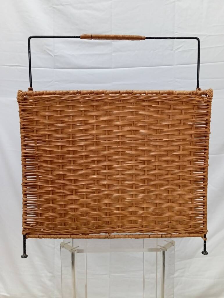 Rattan magazine rack with metal frame from the 50s