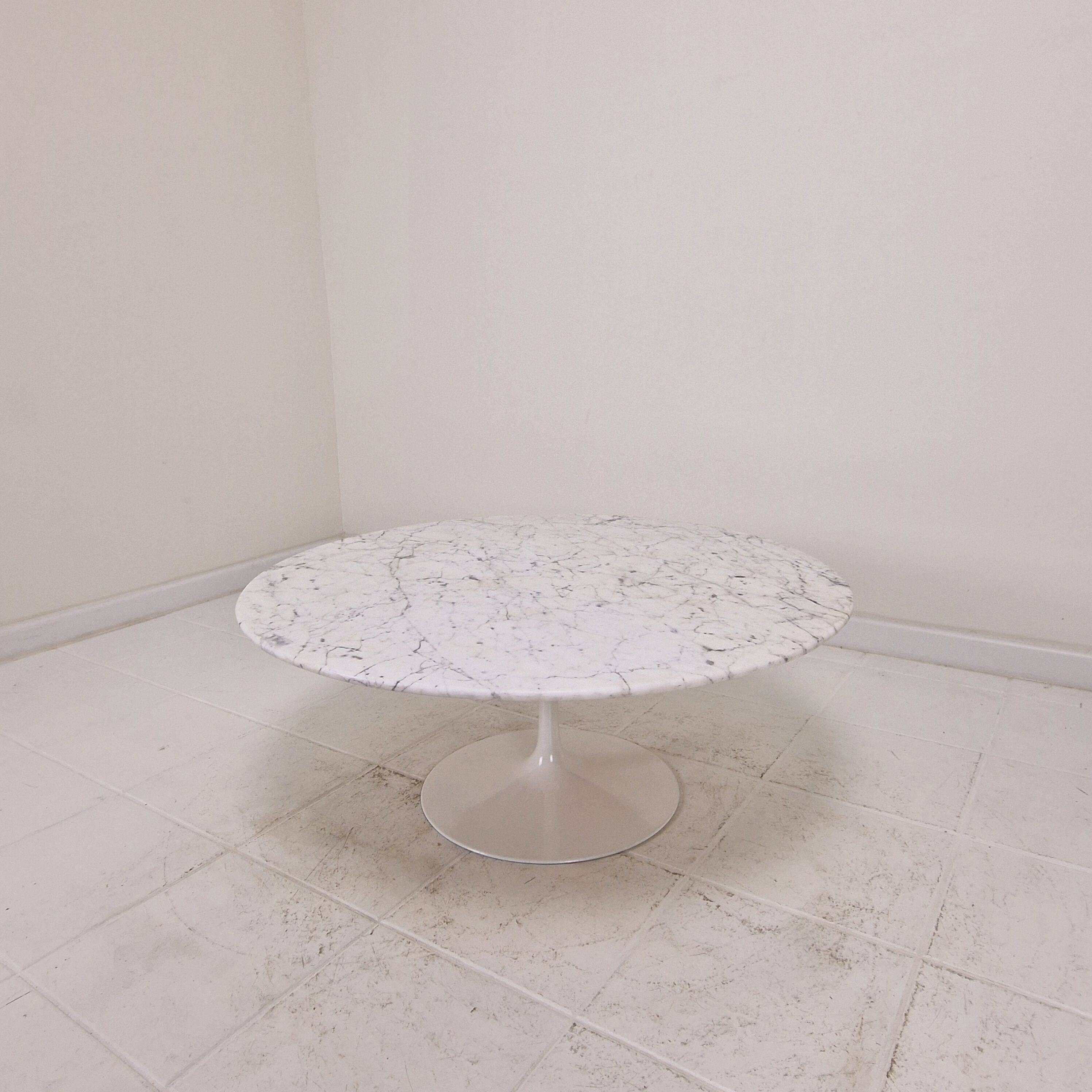 Early Carrara Marble Coffee Table by Eero Saarinen for Knoll International