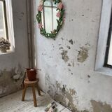 Oval ceramic mirror with flowers