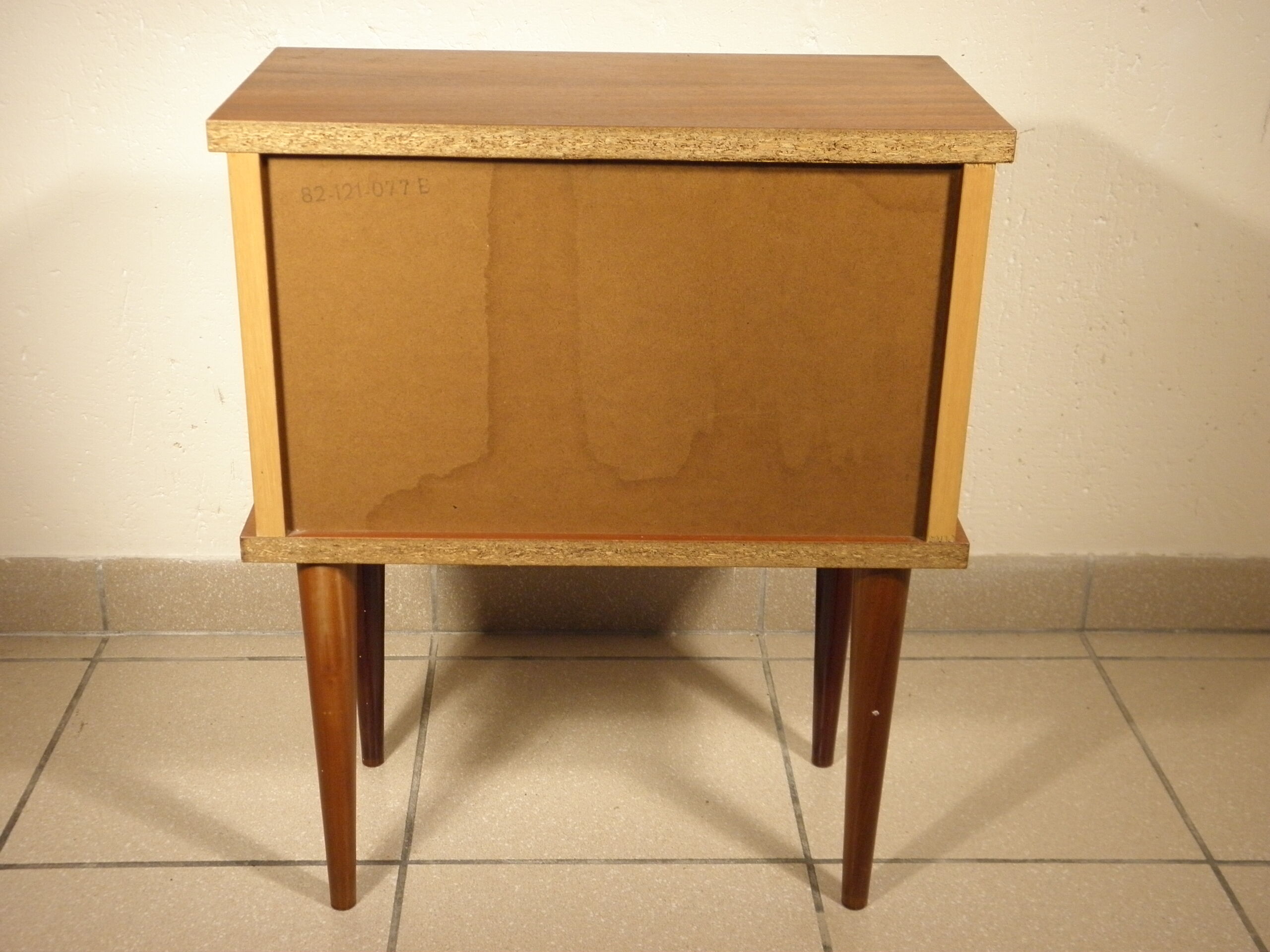 Bedside table feet spindles