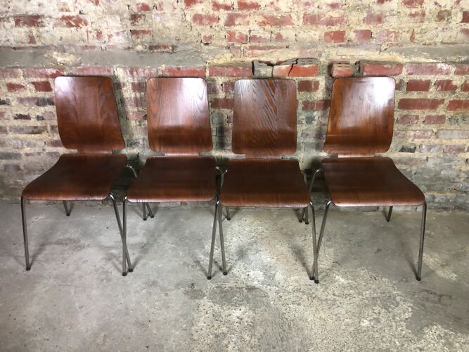 4 chaises scandinaves vintage en bois thermoformé 1970